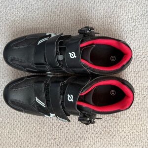 Peloton cycling shoes, size 43 (M10/W12)